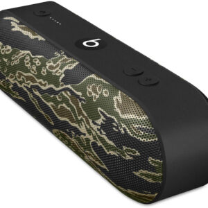 Beats x UNDEFEATED Pill Speaker